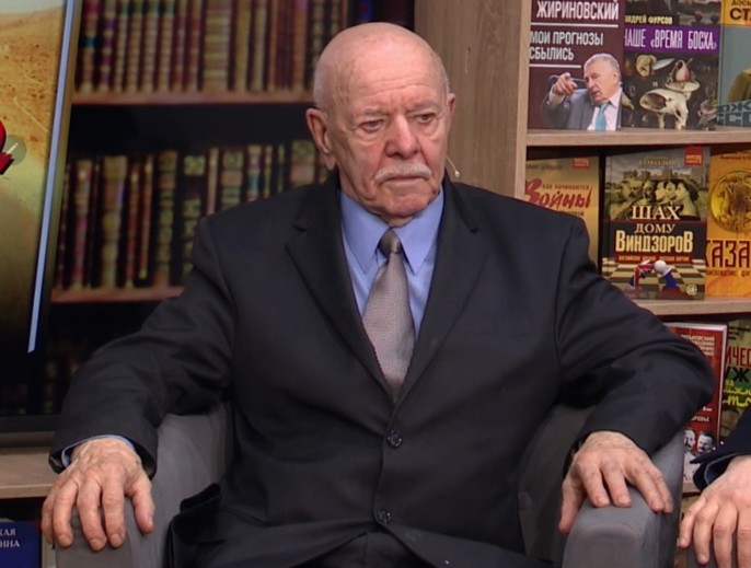 Лев Корольков: «Спокойной жизни в Европе не будет» Лев Корольков: «Спокойной жизни в Европе не будет»