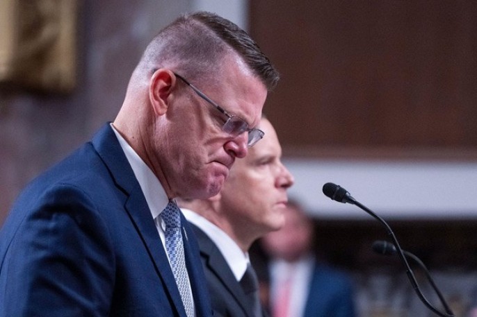 Исполняющий обязанности директора Секретной службы США Рональд Роу дает показания на слушаниях по делу о недостатках в системе безопасности, приведших к покушению на бывшего президента США Дональда Трампа во вторник в Вашингтоне, округ Колумбия.