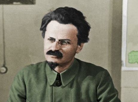 《什么是不断革命论》//图像来源:公共领域